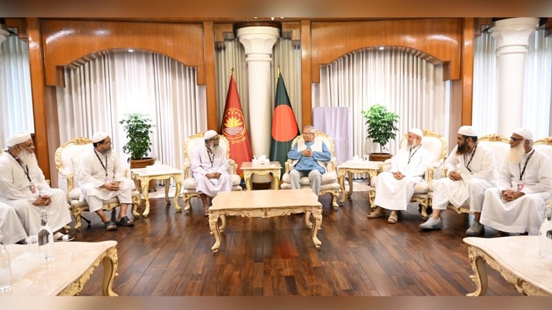 হেফাজত ও প্রধান উপদেষ্টার বৈঠকে নানামুখী আলোচনা