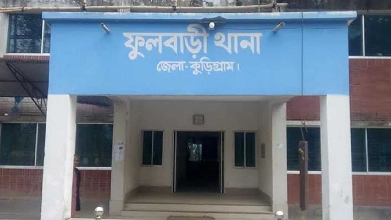 পুকুরে শাপলা গিয়ে পানিতে ডুবে ২ শিক্ষার্থীর মৃত্যু
