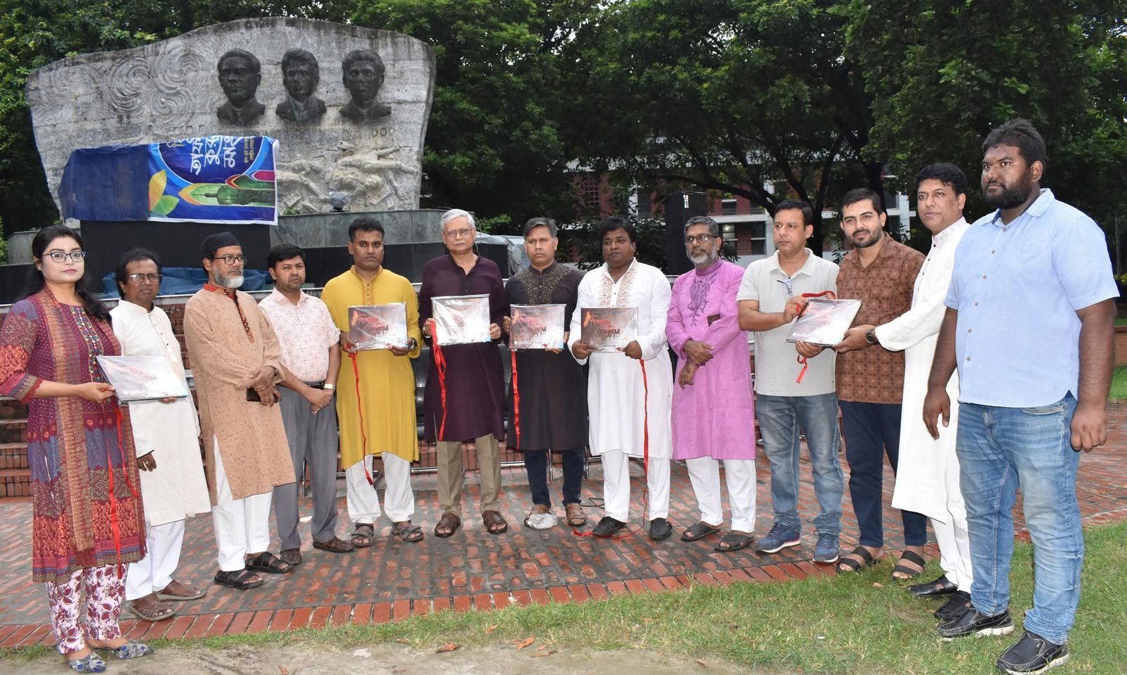 রাবিতে শুরু হয়েছে জুলাই অভ্যুত্থানের আলোকচিত্র ও প্রামাণ্য চলচ্চিত্র প্রদর্শনী