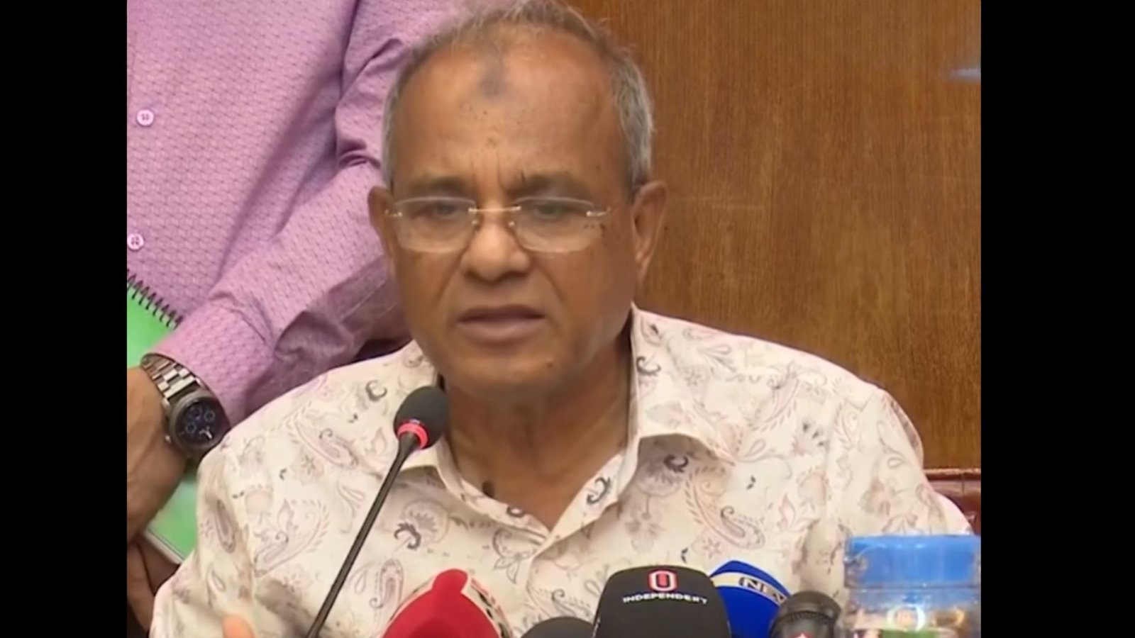 “কাঙ্ক্ষিত উন্নতি হয়নি, তবে অবস্থার উন্নতি হয়েছে”—স্বরাষ্ট্র উপদেষ্টা