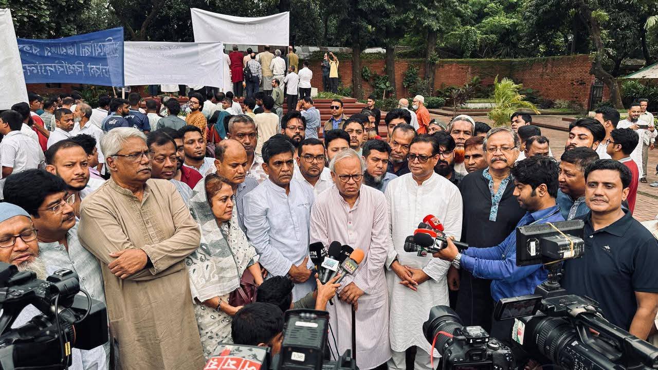 ‘কাজী নজরুল ইসলাম মানবতা, প্রেম ও দ্রোহের কবি’– রুহুল কবির রিজভী