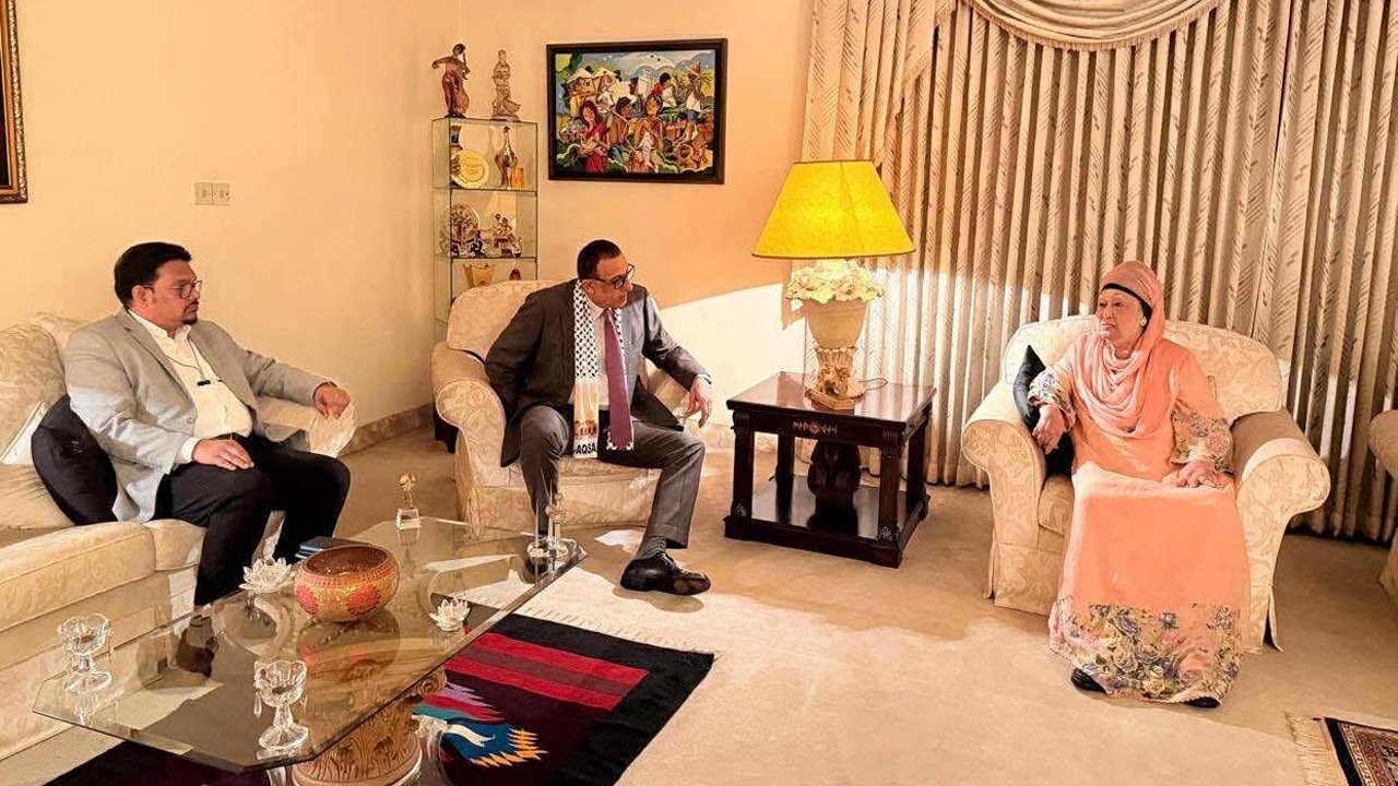 গুলশানে ফিলিস্তিনি রাষ্ট্রদূতের সঙ্গে খালেদা জিয়ার সাক্ষাৎ