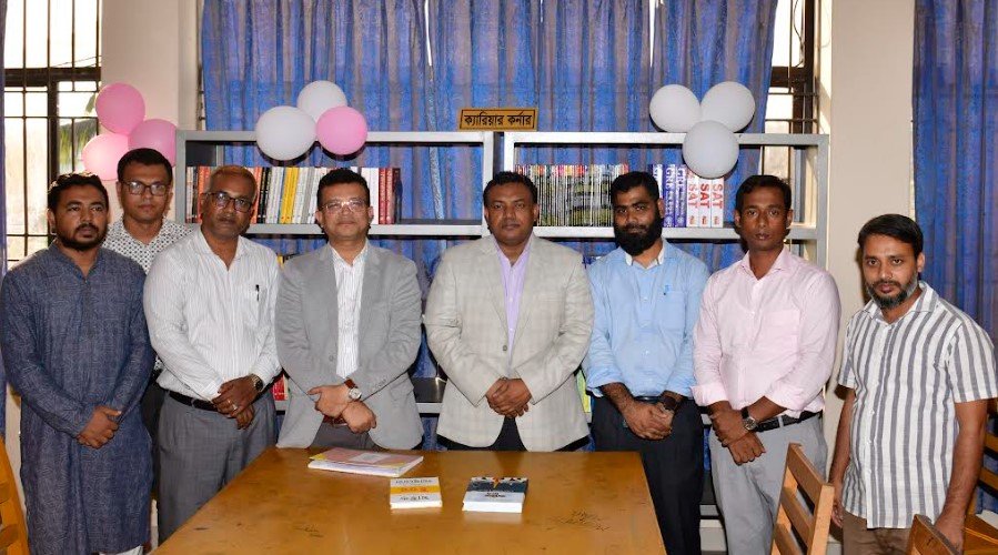 নোবিপ্রবিতে শিক্ষার্থীদের জন্য ‘ক্যারিয়ার কর্নার’ উদ্বোধন!