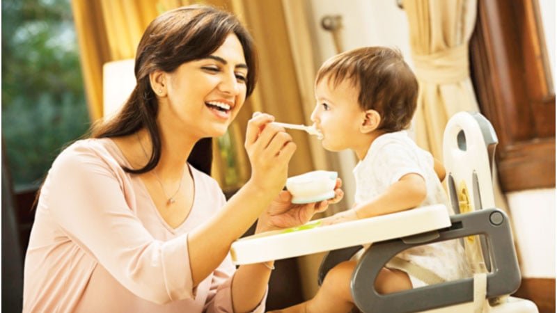 ছয় মাস বয়সী শিশুর খাবার
