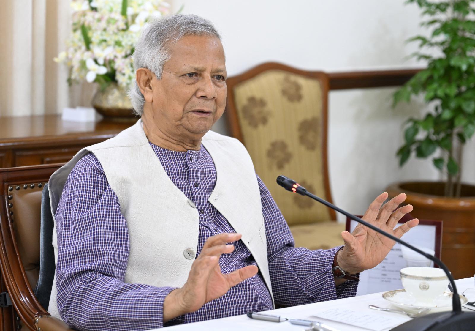 নির্বাচন বানচালের চেষ্টা হবে, প্রস্তুত থাকতে হবে: মুহাম্মদ ইউনূস