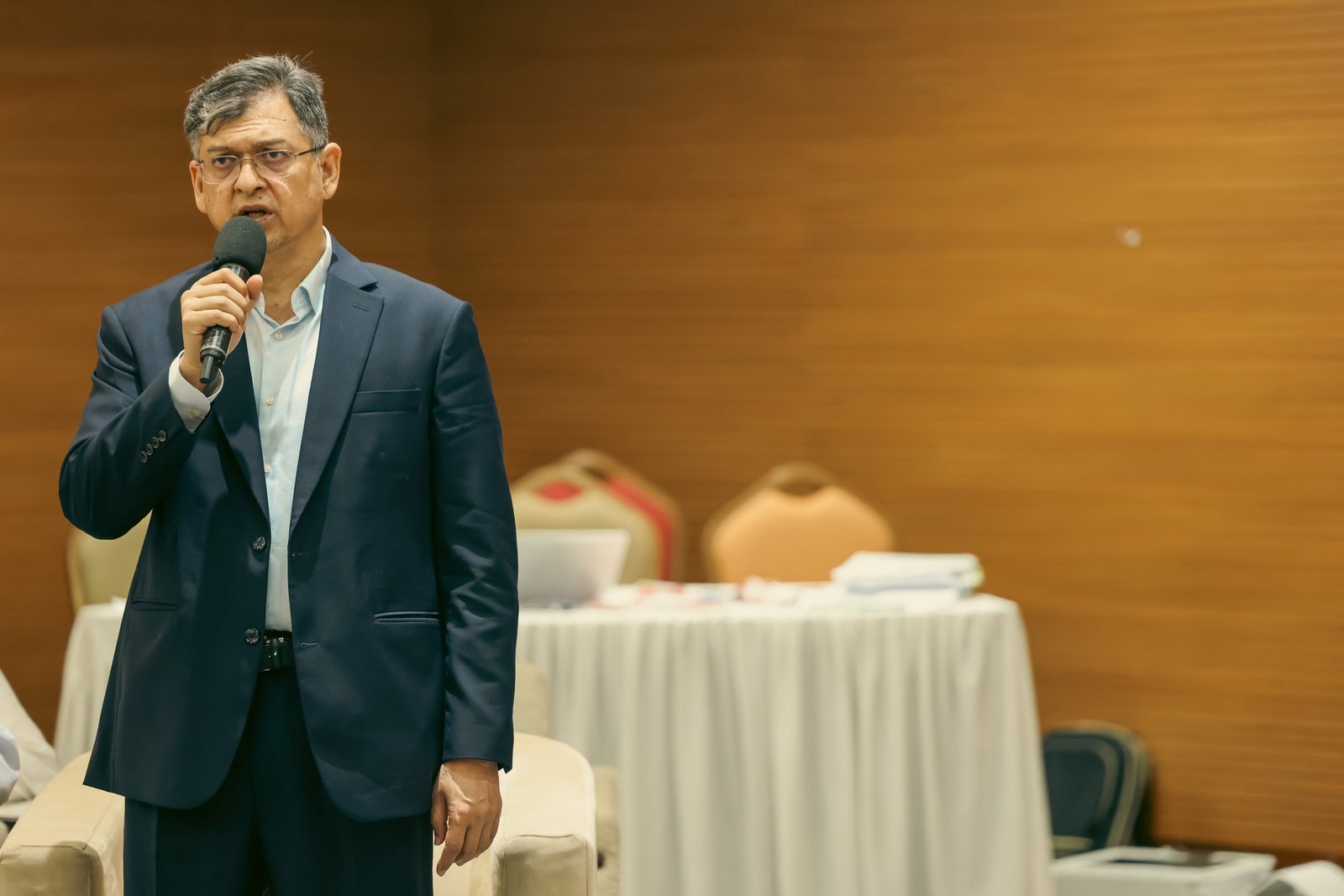 “তত্ত্বাবধায়ক সরকারের নিরপেক্ষ ভূমিকাই প্রত্যাশা আমাদের”— সালাহউদ্দিন আহমদ