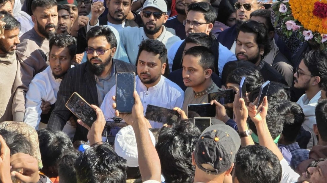 গণঅভ্যুত্থানকে নস্যাৎ করতে এ হত্যাচেষ্টা:  নাহিদ