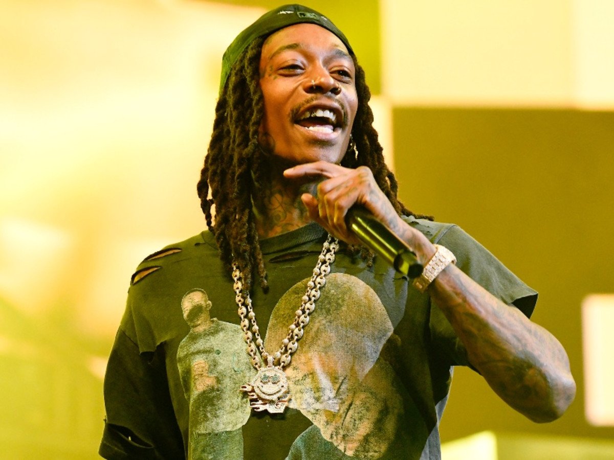 উইজ খলিফাকে ৯ মাসের কারাদণ্ড