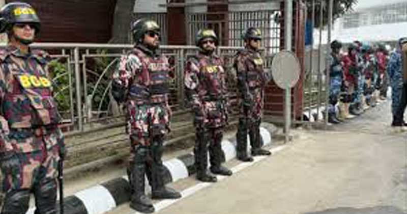 তারেক রহমানের স্বদেশ প্রত্যাবর্তনে গুরুত্বপূর্ণ স্থানে বিজিবি মোতায়েন