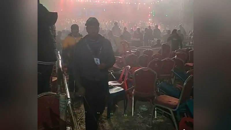 বহিরাগতদের হামলায় জেমসের কনসার্ট বন্ধের কারণ জানাল উপস্থাপক