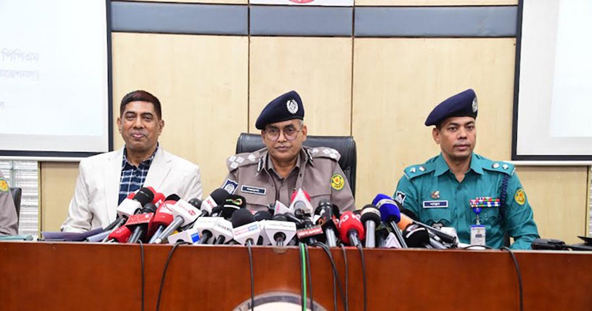 হাদির খুনিরা ভারতে পালিয়েছে: ডিএমপি