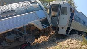 মেক্সিকোতে ট্রেন দূঘটনায় নিহত ১৩