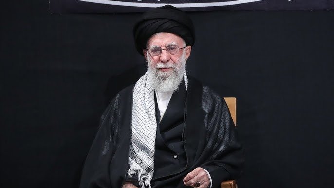 শত্রুর কাছে নয়, শত্রুকে মাথা নত করতে বাধ্য করবে ইরান: খামেনি